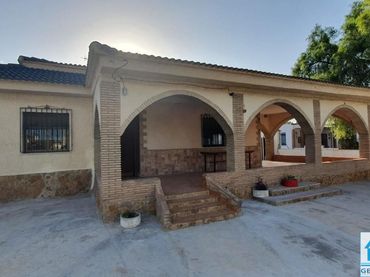 House with pool to rent in Camí Vell d'Aldaia