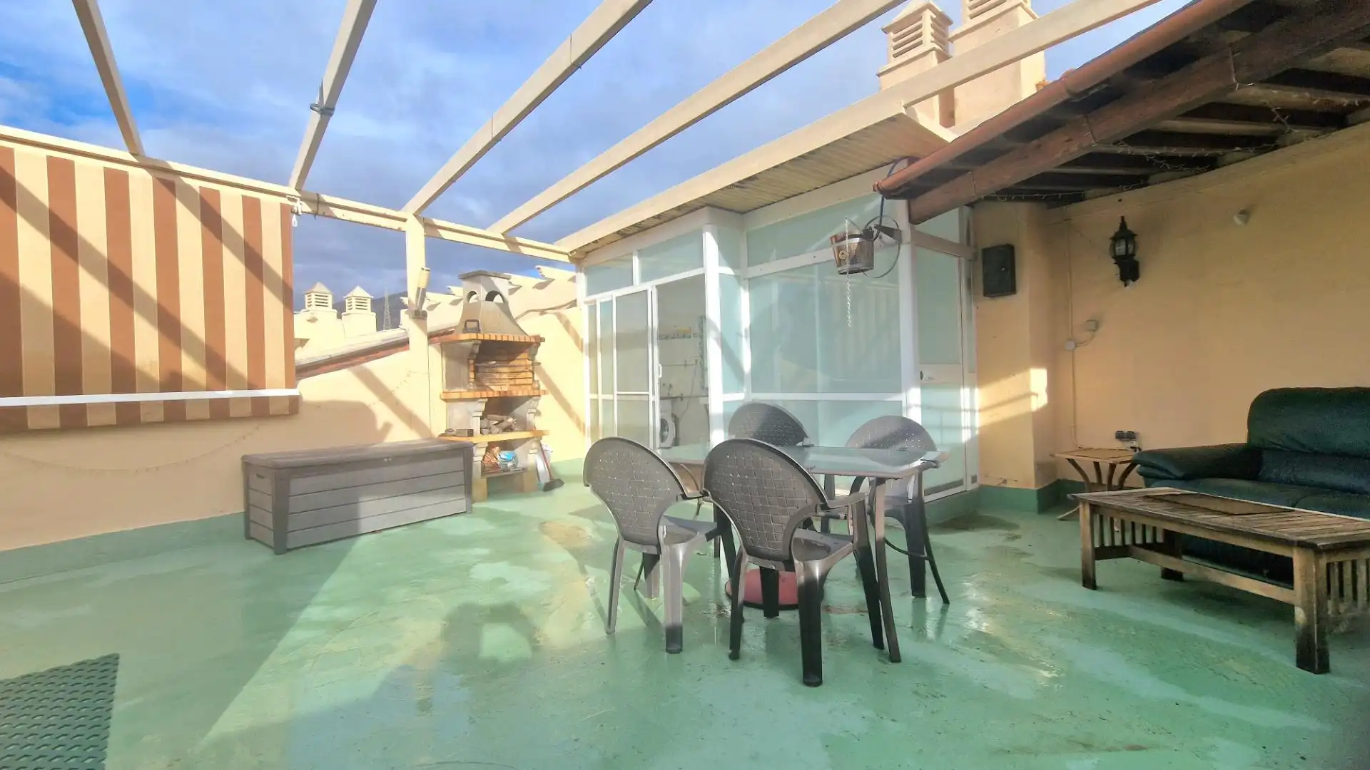 Terrassa de Àtic en venda en Fuengirola amb Aire condicionat, Calefacció i Jardí privat