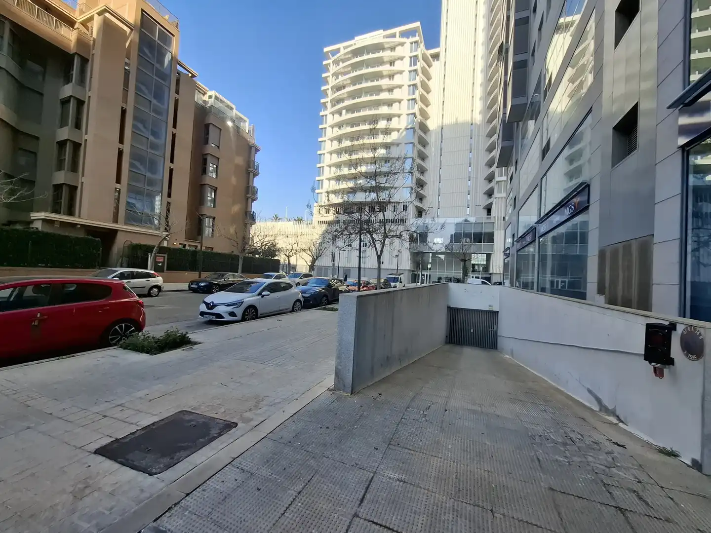 Vista exterior de Garatge en venda en Valencia