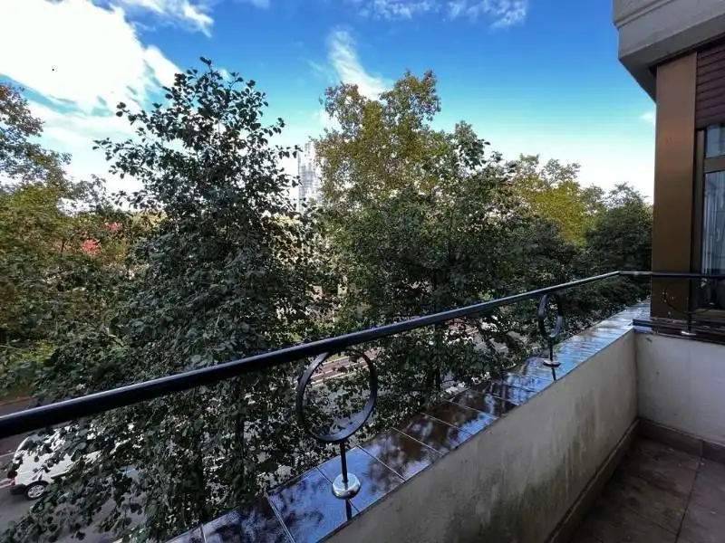 Vista exterior de Piso de alquiler en Bilbao  con Amueblado