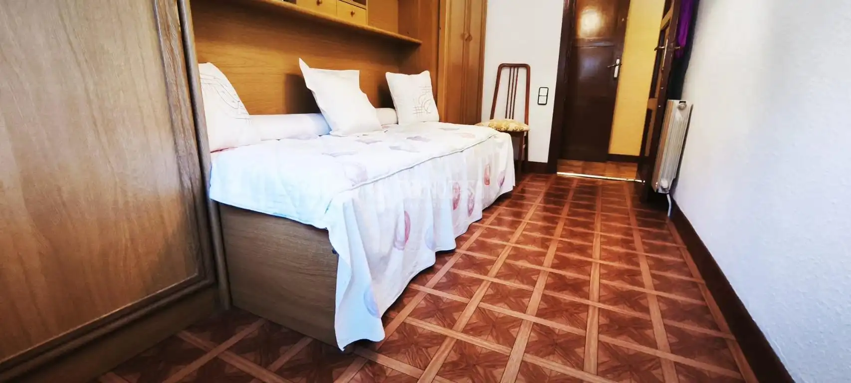 Habitación de Piso en venta en Zaragoza con Aire acondicionado y Calefacción
