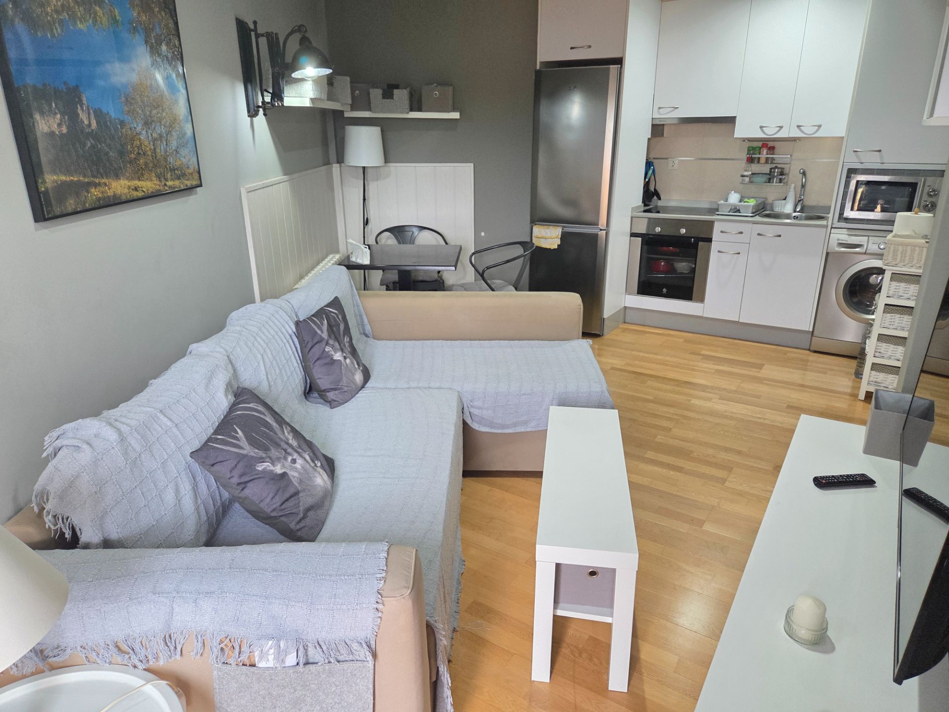 Sala de estar de Piso en venta en Foz con Calefacción, Trastero y Amueblado