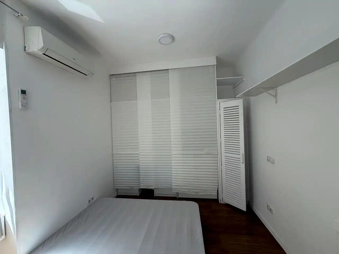 Bedroom of Flat for rent in Madrid  with Air Conditioner, Heating and Furnished