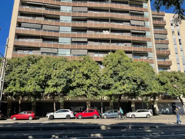 Local en venda a Avinguda d'Eduard Maristany, El Besós i el Maresme