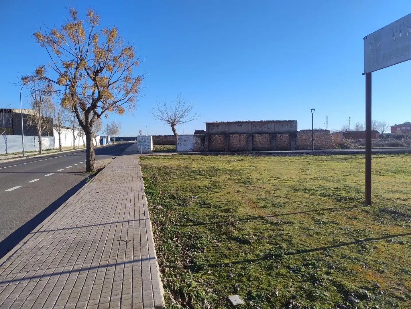 Terrenos y solares en venta en Calle CARRION