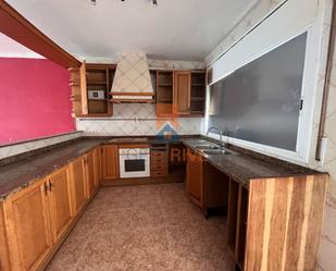 Kitchen of Single-family semi-detached for sale in Barbens  with Terrace