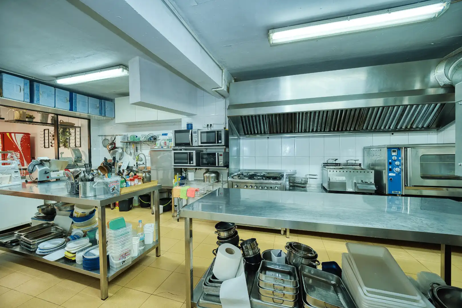 Cocina de Local en traspaso en Valencia con Aire acondicionado, Amueblado y Internet