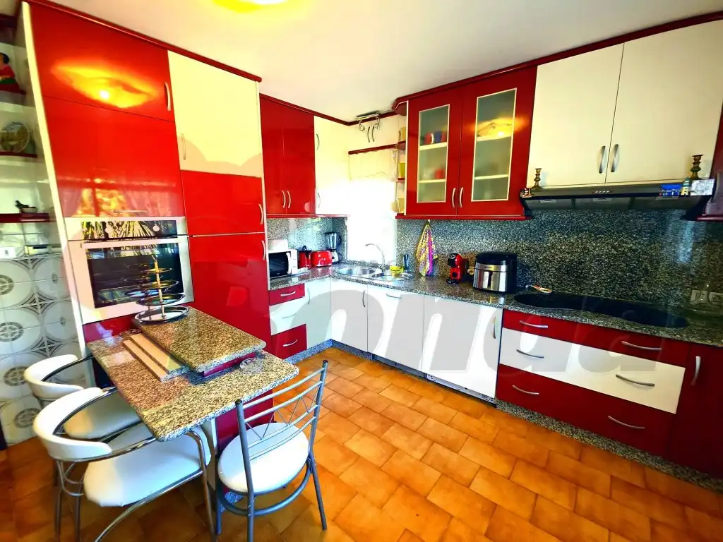Kitchen of Houses for sale in Lugo  with Terrace and Furnished