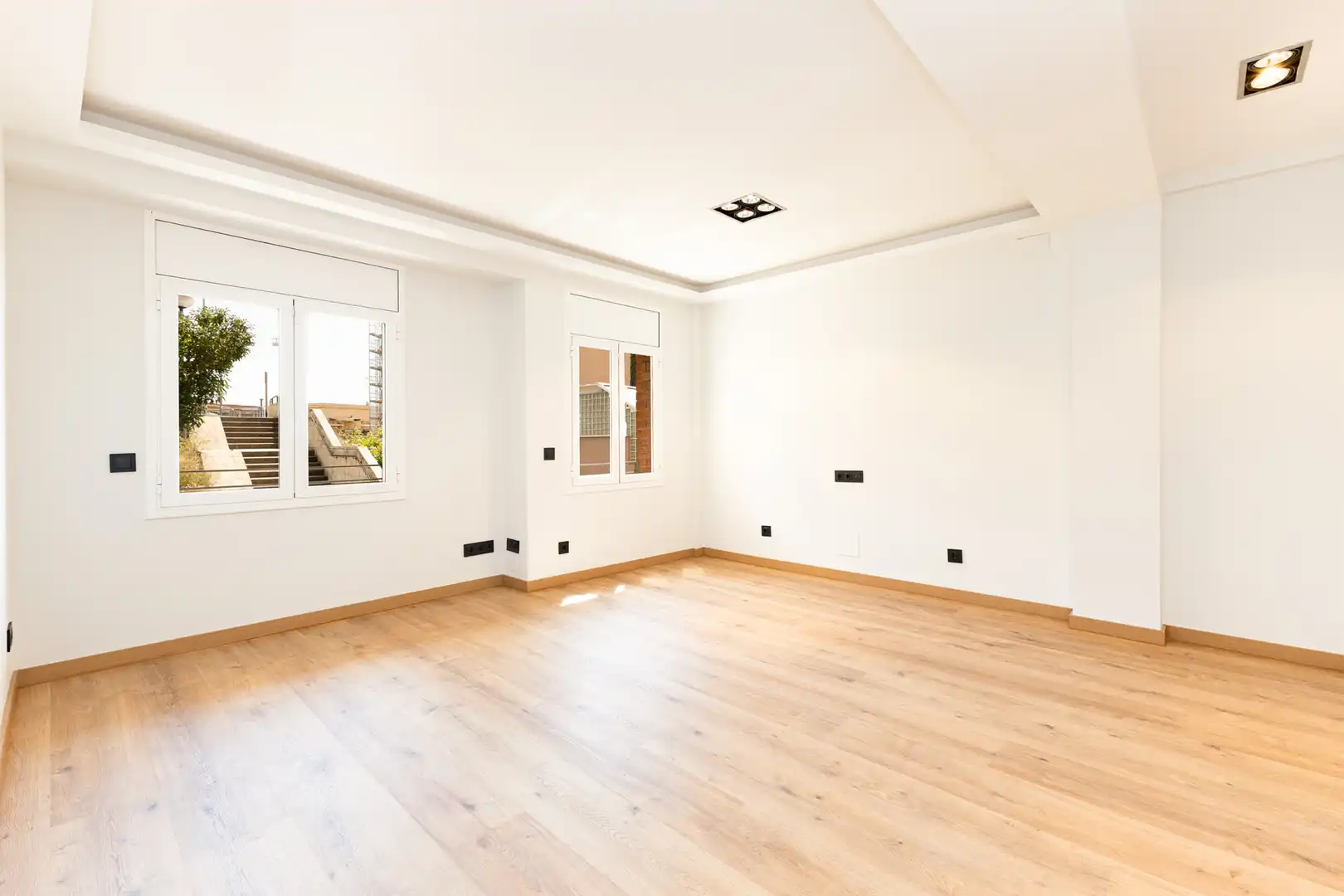 Wohnzimmer von Wohnung zum Verkauf in Barcelona mit Klimaanlage, Heizung und Parkett