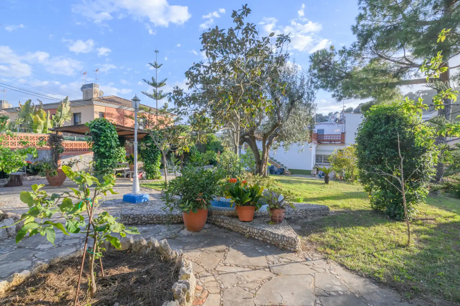 Jardí de Casa o xalet en venda en Cubelles amb Terrassa i Balcó