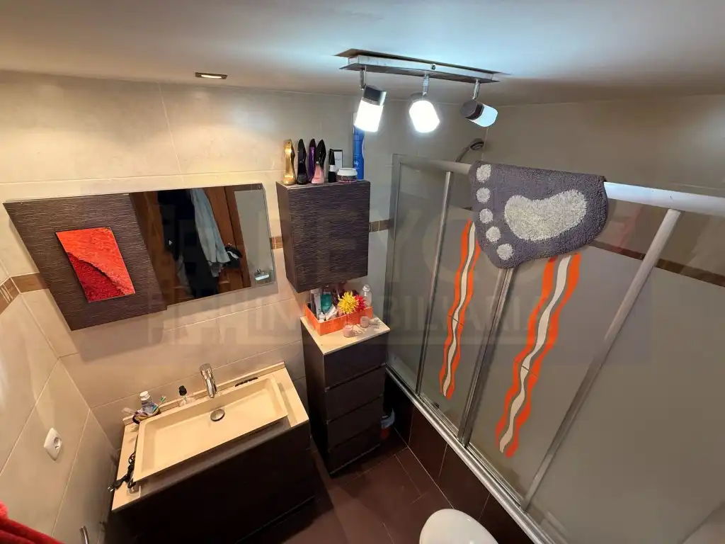 Baño de Apartamento en venta en Villamediana de Iregua con Aire acondicionado