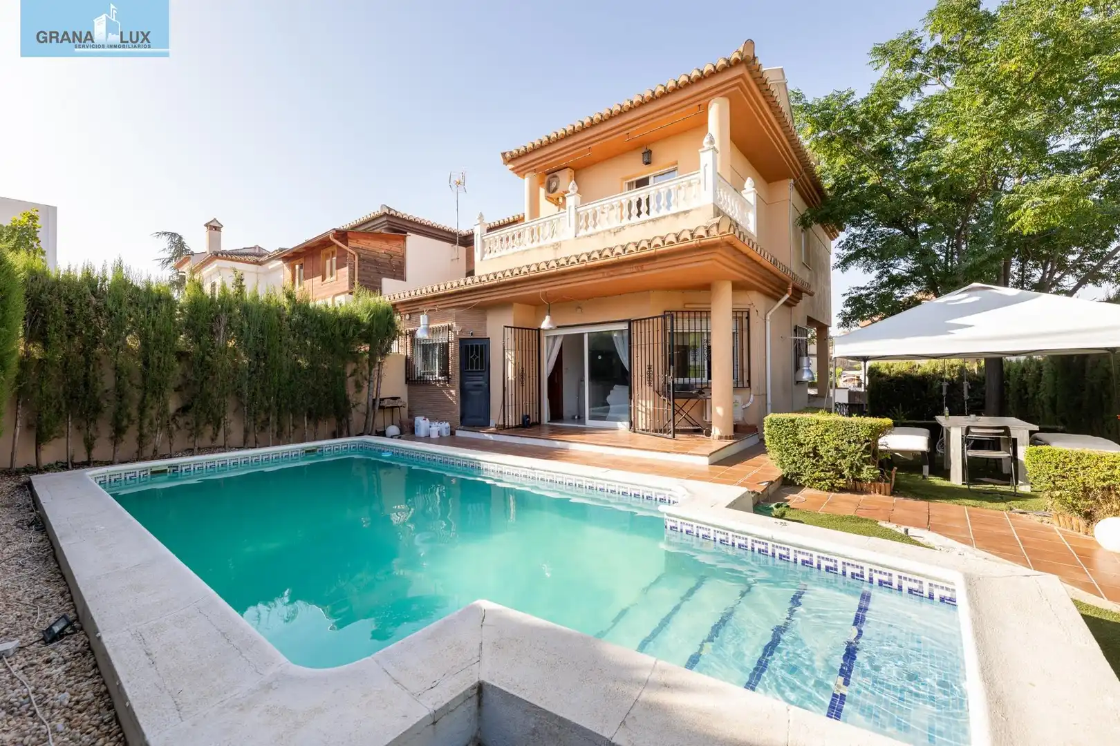 Casa aparellada amb piscina en venda a OROPENDOLA (VENT), imagen 2