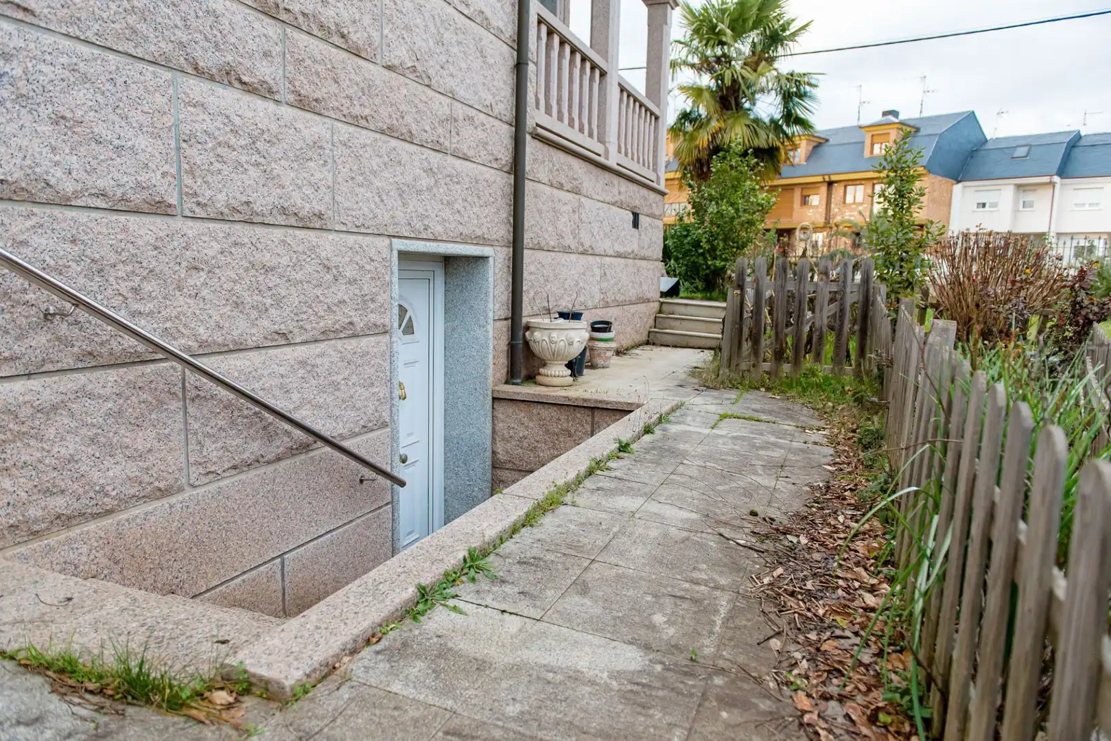Vista exterior de Casa o chalet en venta en Ponferrada con Calefacción, Jardín privado y Terraza