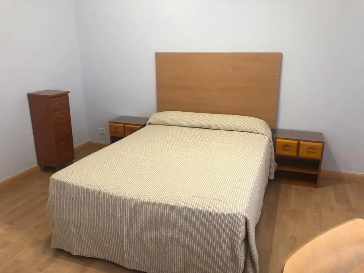 Piso de alquiler en Castilla - Hermida