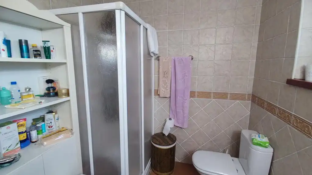 Bany de Casa o xalet en venda en Masarac i Vilarnadal amb Aire condicionat, Calefacció i Jardí privat