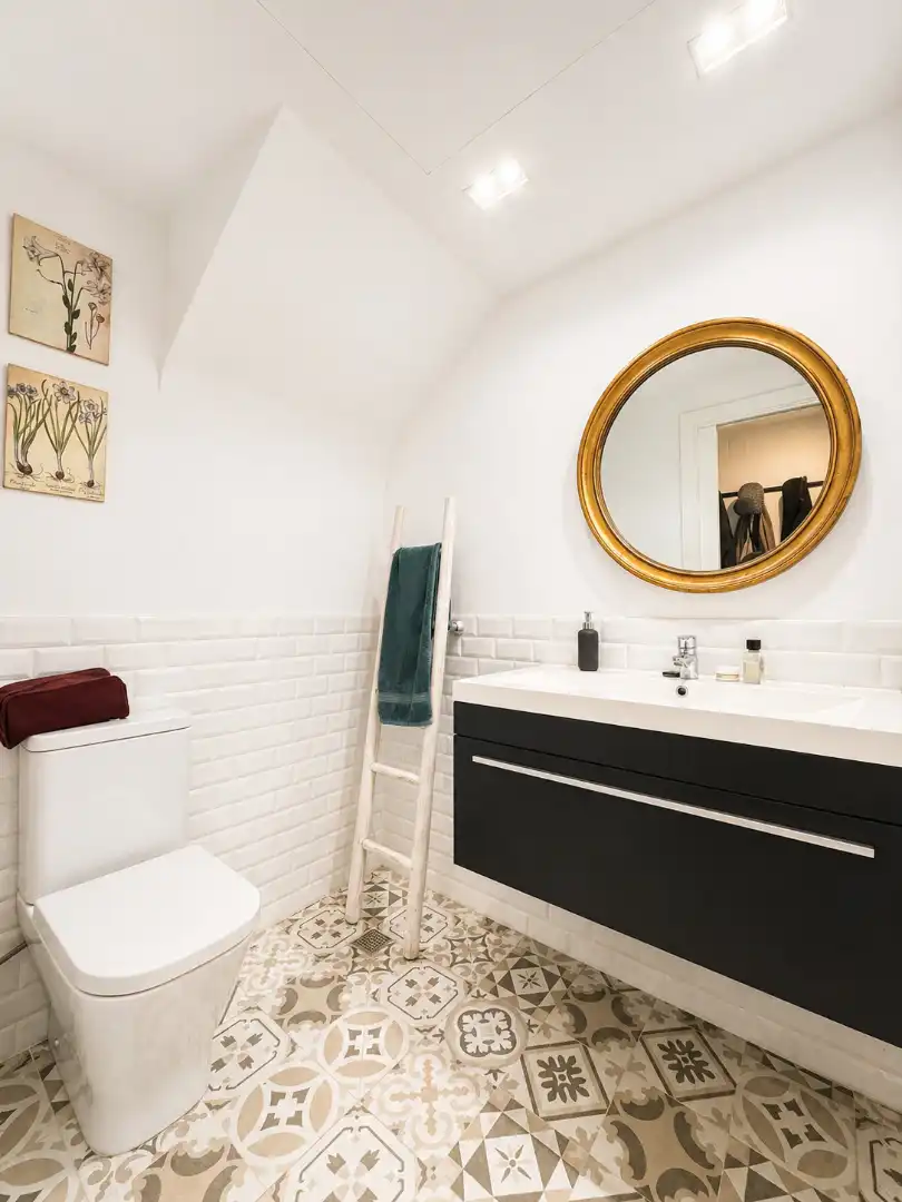 Bathroom of Detached homes for sale in Castellar del Vallès  with Air Conditioner, Heating and Parquet flooring