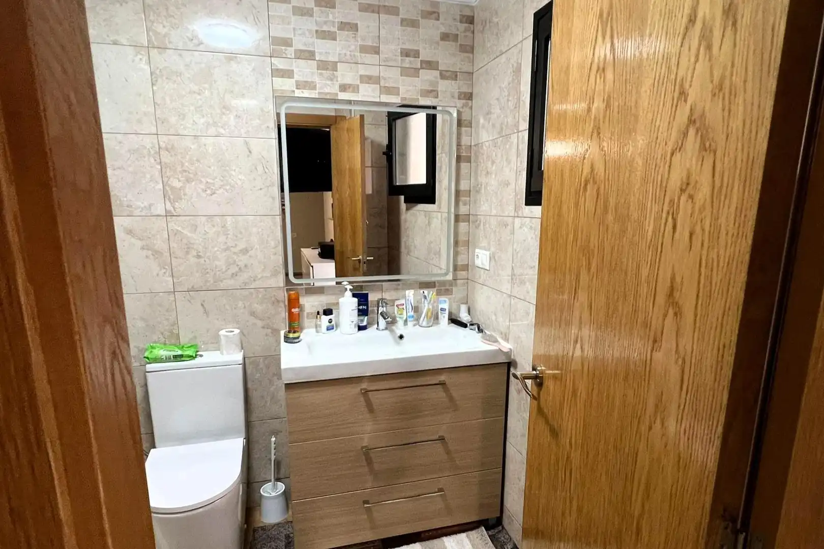 Bany de Apartament en venda en Torrevieja amb Aire condicionat, Calefacció i Terrassa