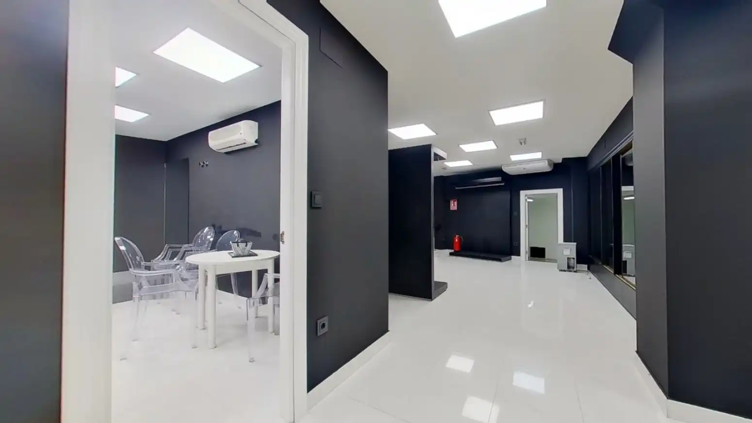 Commercial properties for rent in Torrelavega   with Air Conditioner