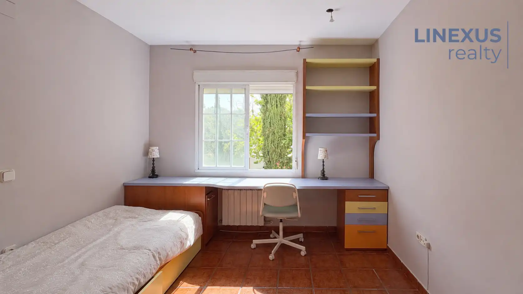 Dormitori de Casa o xalet en venda en Batres amb Calefacció, Jardí privat i Terrassa
