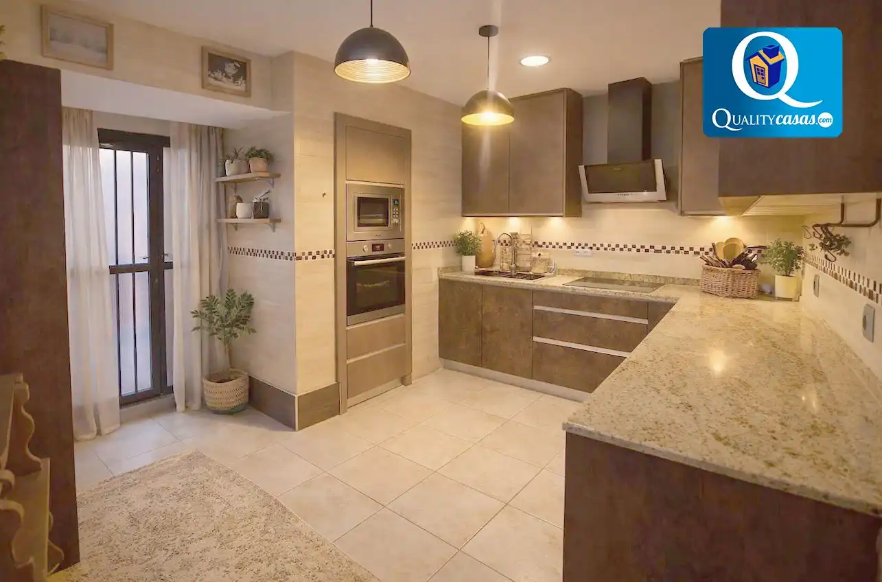 Cocina de Casa adosada en venta en Sant Joan d'Alacant con Aire acondicionado, Terraza y Trastero