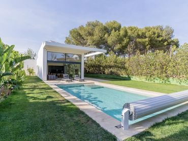 Detached house with pool for sale in La Cañada