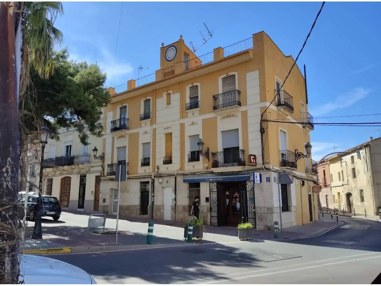 Vista exterior de Piso en venta en Burjassot con Terraza y Balcón