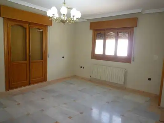 Piso de alquiler en Padul con Balcón