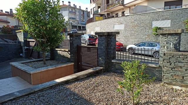 Casa adosada en Venta en Armendi-Gain Kalea en Aia