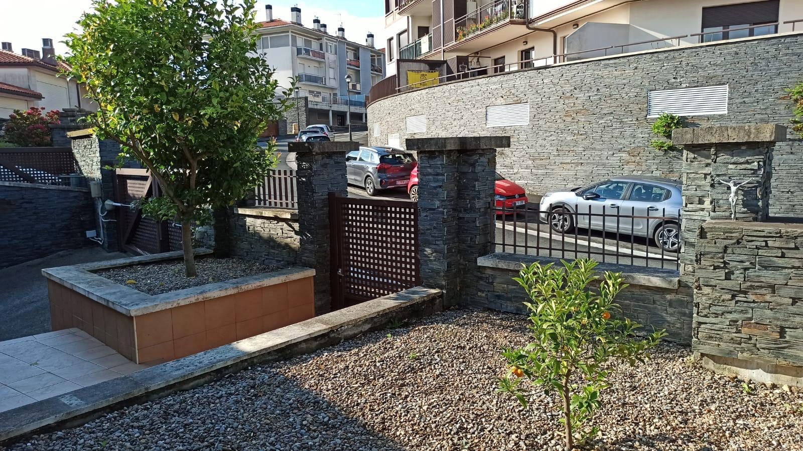 Single-family semi-detached for sale in Aia  with Heating, Private garden and Terrace