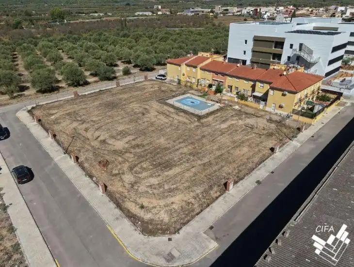 Terreno residencial en venta en Calle Freginals
