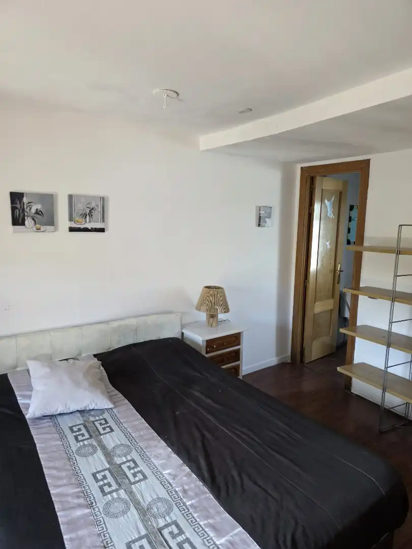 Habitación de Casa adosada en venta en  Logroño con Terraza, Trastero y Amueblado