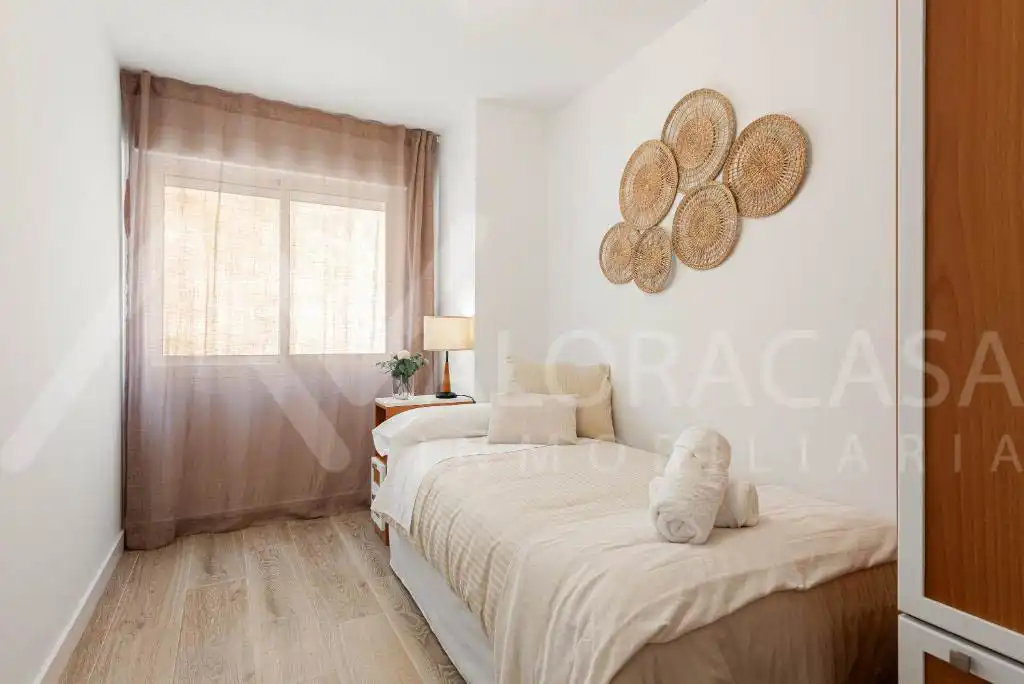 Bedroom of Flat for sale in Málaga  with Air Conditioner, Heating and Furnished