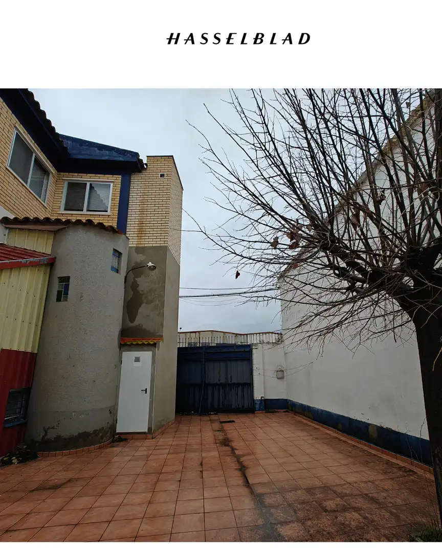 Außenansicht von Gebäude zum Verkauf in Zaragoza