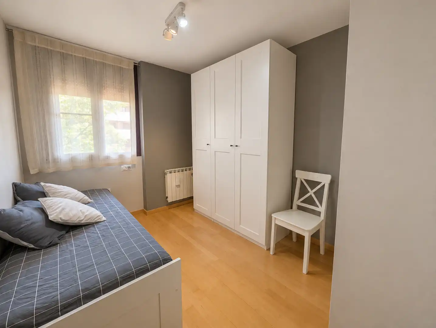 Bedroom of Duplexes for sale in Manresa  with Air Conditioner, Heating and Parquet flooring