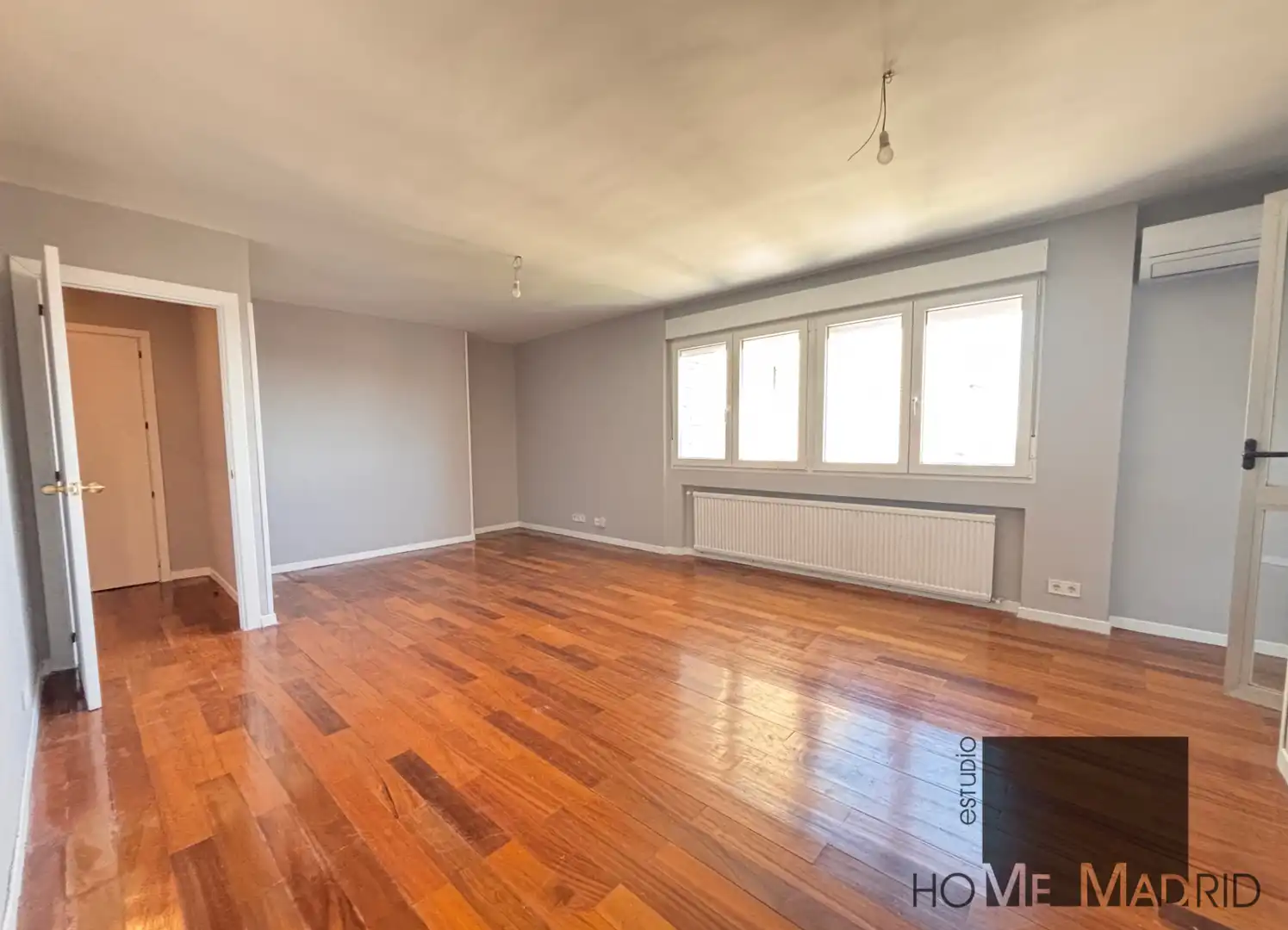 Living room of Flat for rent in Madrid  with Air Conditioner, Heating and Terrace