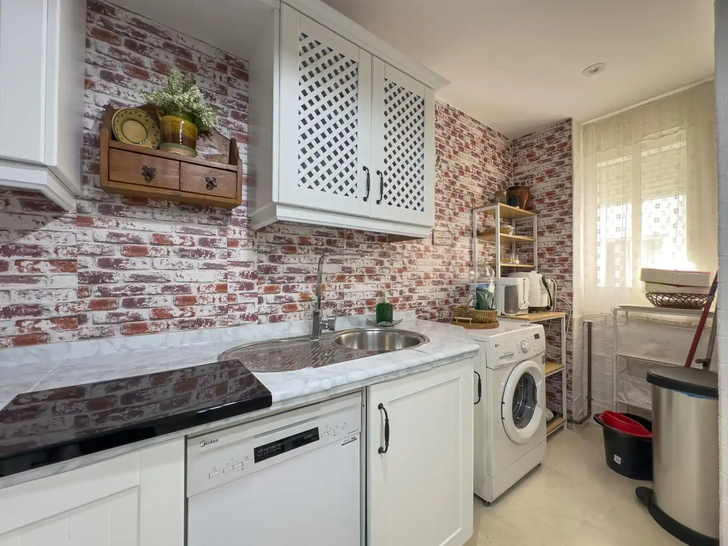 Cocina de Piso de alquiler en Córdoba con Aire acondicionado, Calefacción y Amueblado