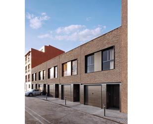 Exterior view of Single-family semi-detached for sale in Terrassa  with Heating and Terrace