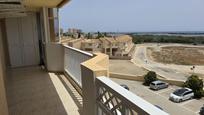 Terrassa de Apartament en venda en La Manga del Mar Menor amb Aire condicionat, Calefacció i Jardí privat