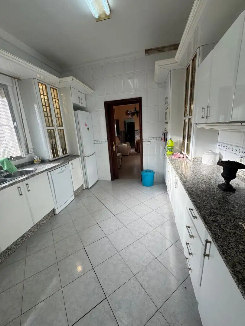 Cocina de Casa o chalet en venta en Espartinas con Aire acondicionado, Terraza y Amueblado