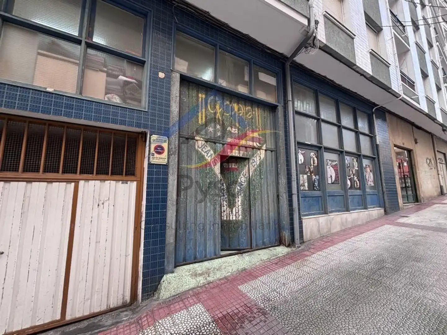 Locale commerciale in vendita a Calle Juan de la Cosa, imagen 2