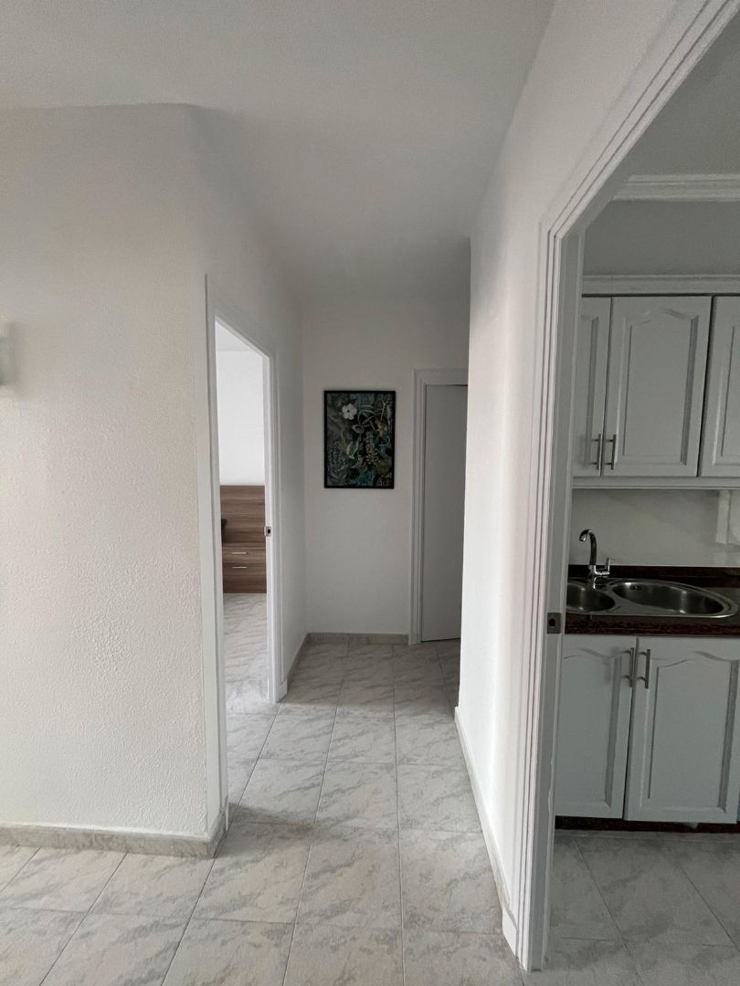 Pis en venda en Torrevieja amb Terrassa, Traster i Rentadora