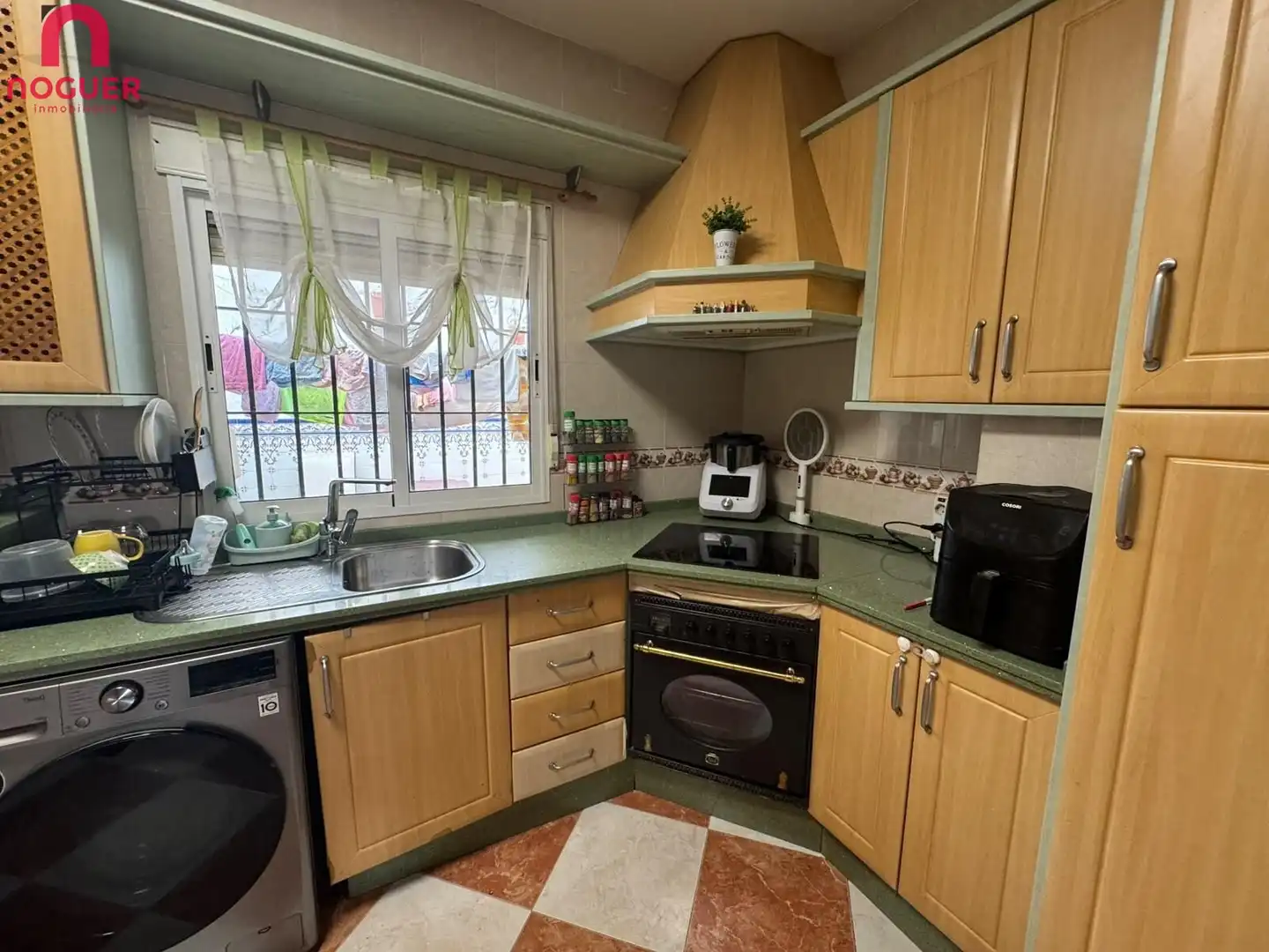 Casa con terraza en venta en Periurbano Oeste - Sierra, imagen 8