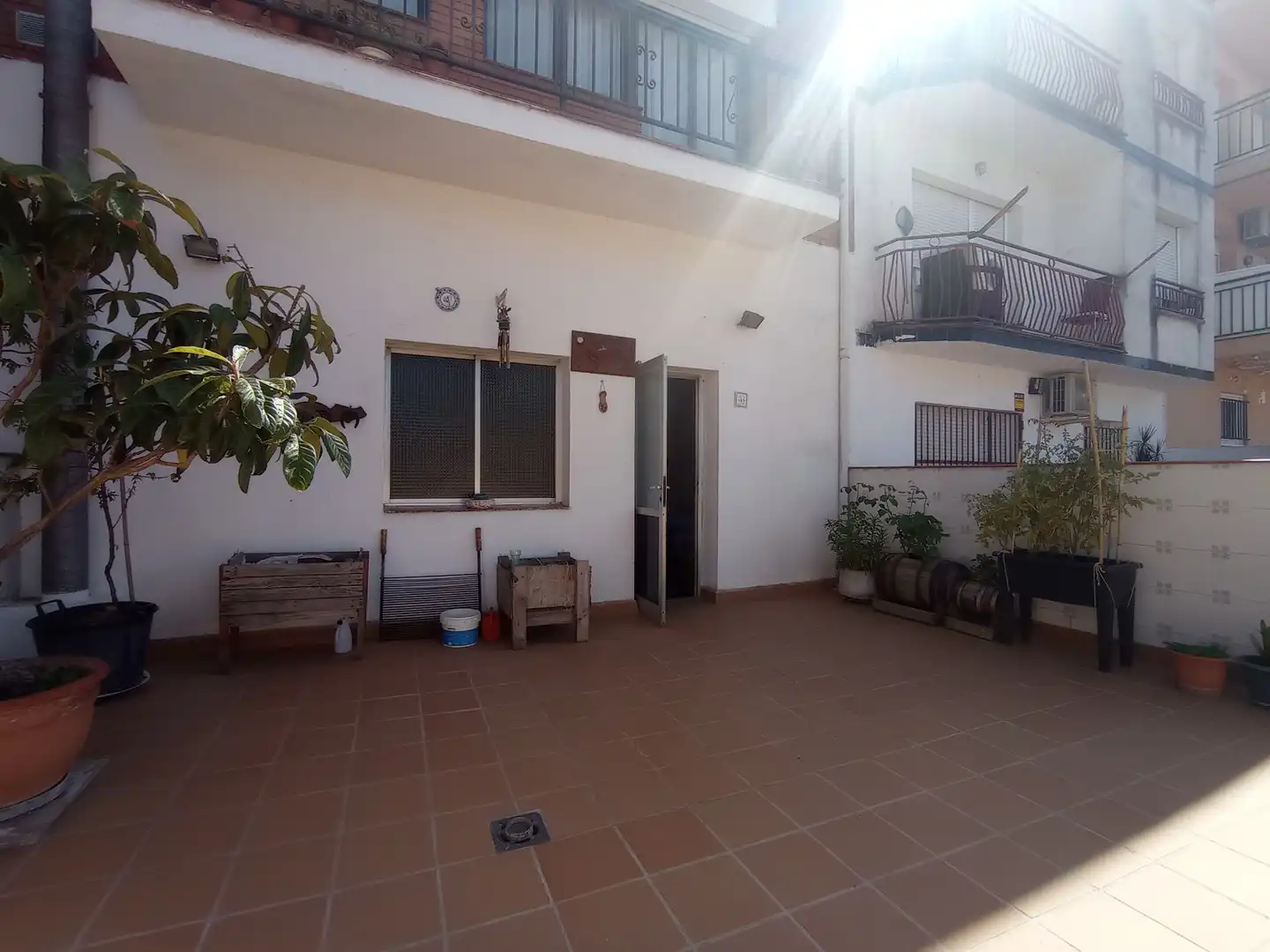 Terrasse von Einfamilien-Reihenhaus zum Verkauf in Santa Perpètua de Mogoda mit Klimaanlage, Heizung und Terrasse