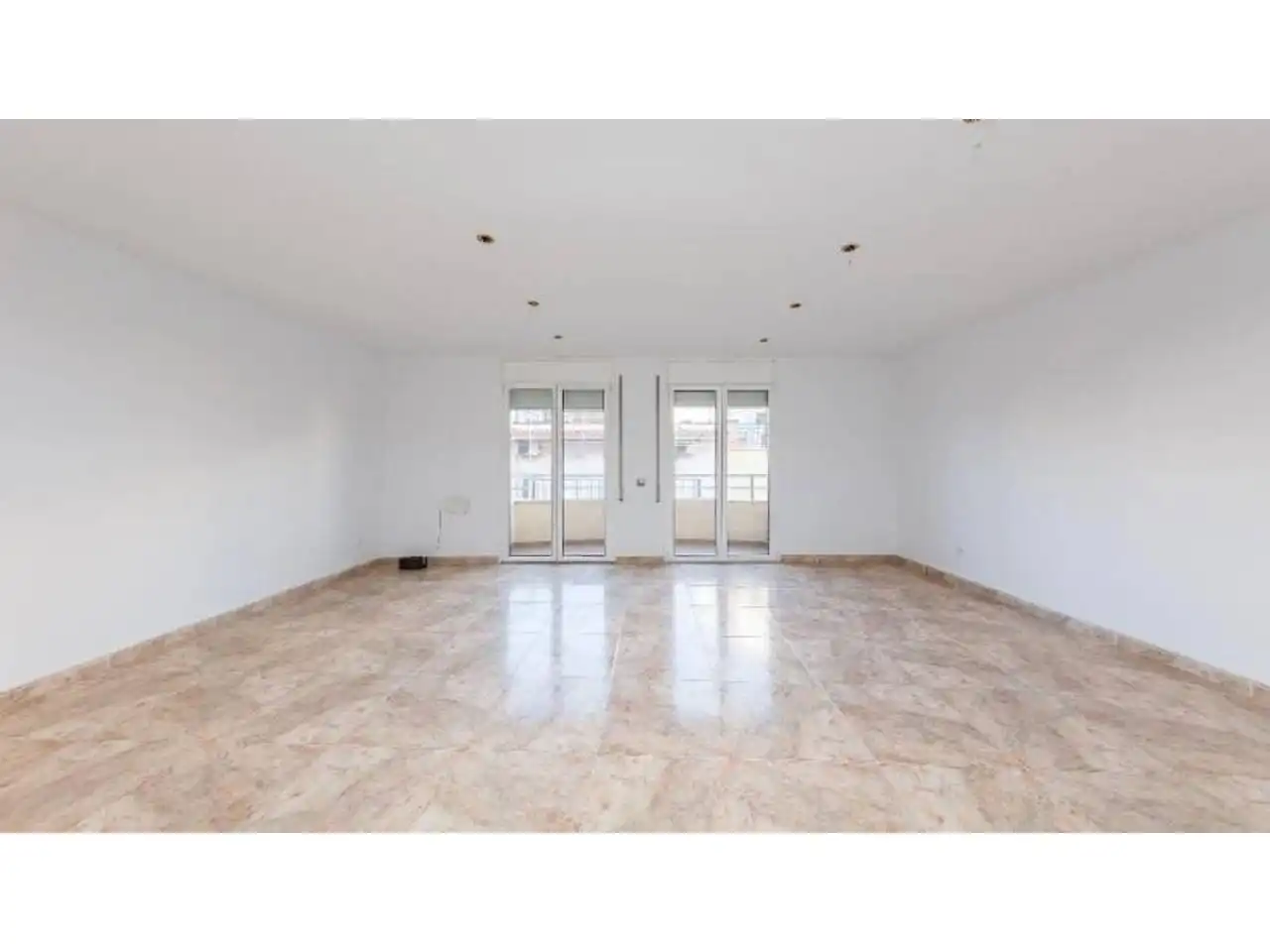 Vista exterior de Piso en venta en Badalona con Terraza