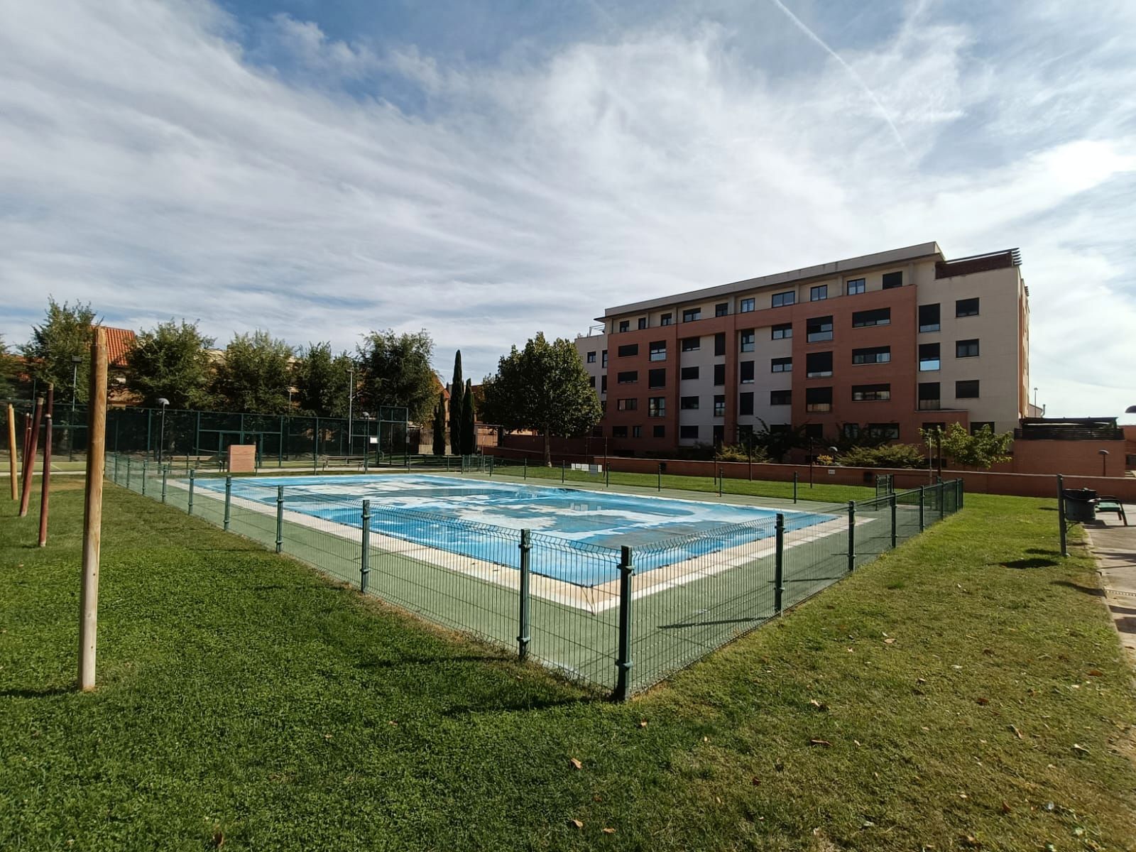 Piscina de Pis en venda en Ciudad Real Capital amb Aire condicionat, Calefacció i Parquet
