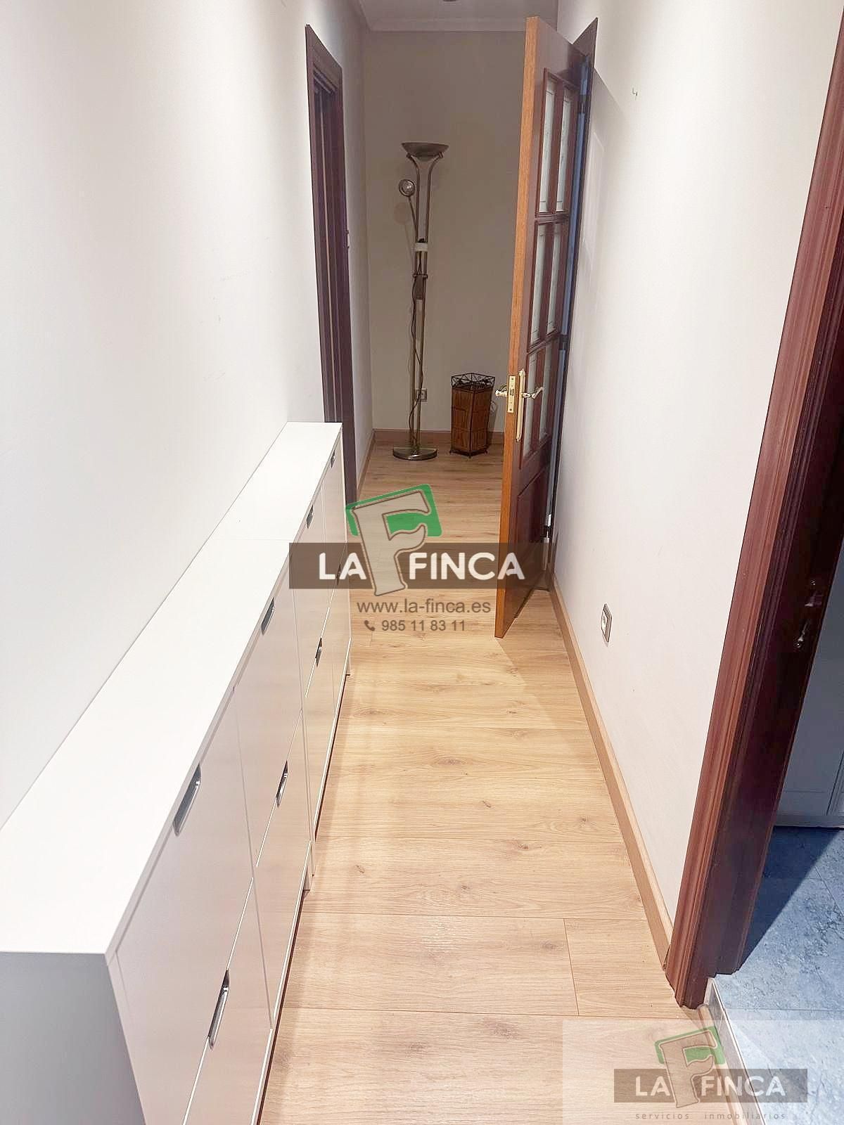 Pis de lloguer en Oviedo  amb Calefacció i Parquet