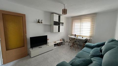 Foto 2 de Pis en venda a La Roureda, Barcelona