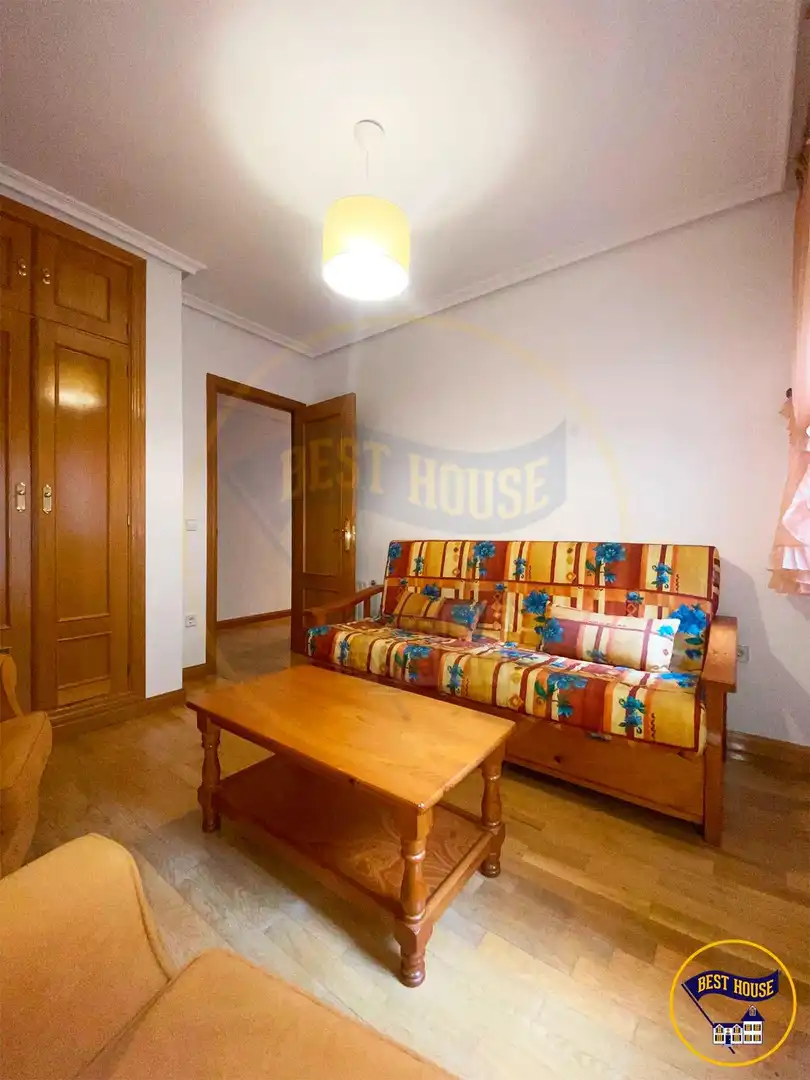 Flat for rent in Calle de Colón, Centro
