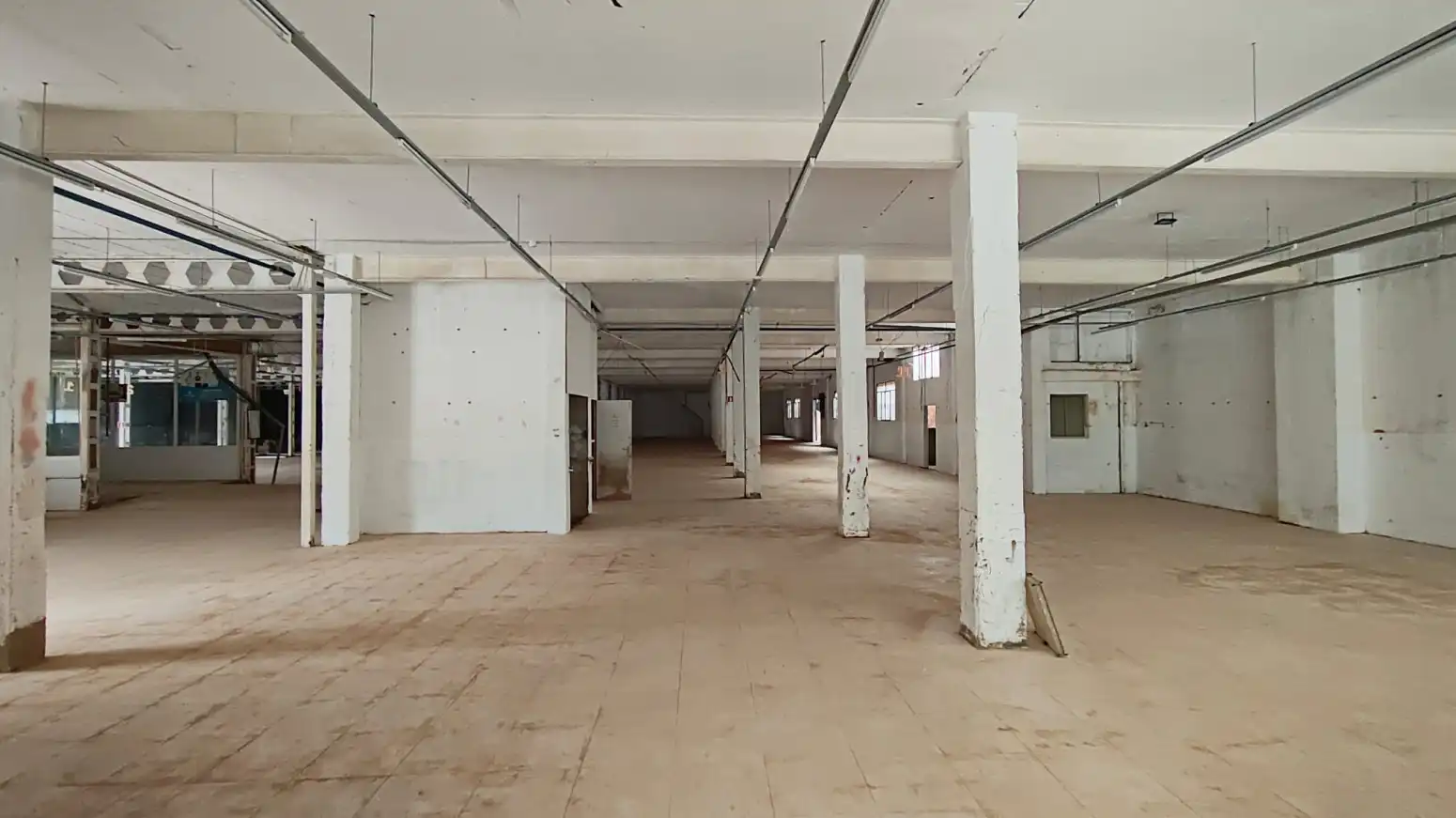 Nave industrial de alquiler en Aldaia