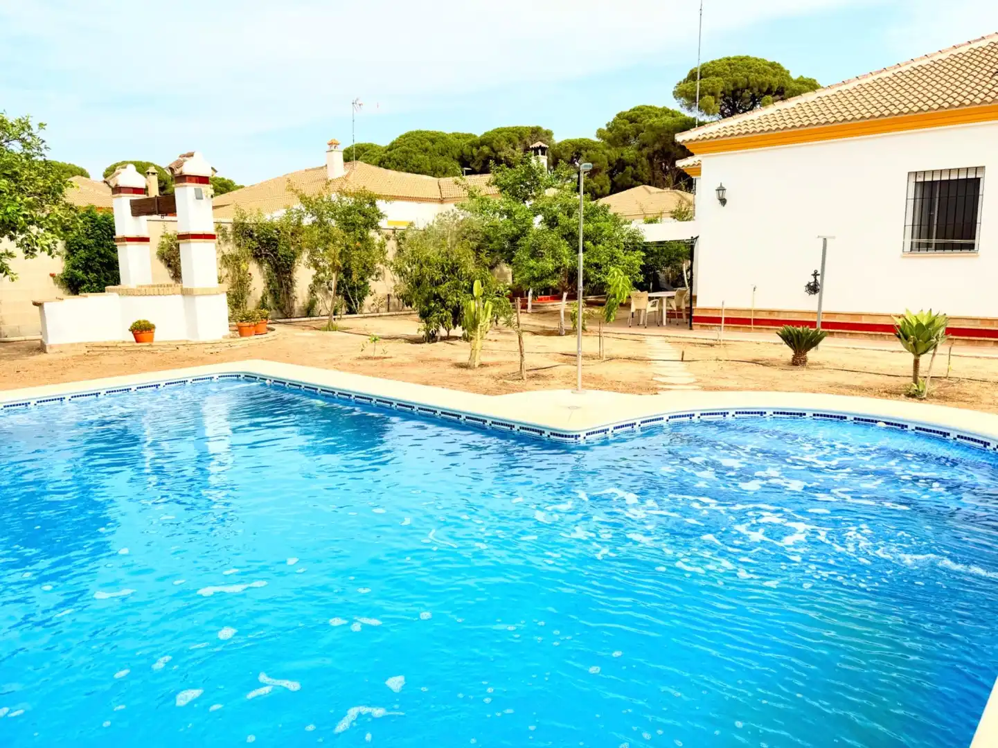 Swimming pool of Houses for sale in Hinojos  with Air Conditioner, Heating and Private garden